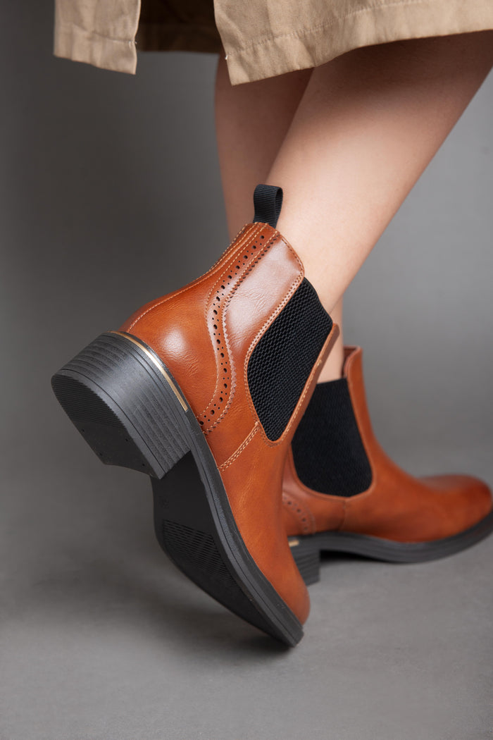 bree Minimalist chelsea boots - Camel