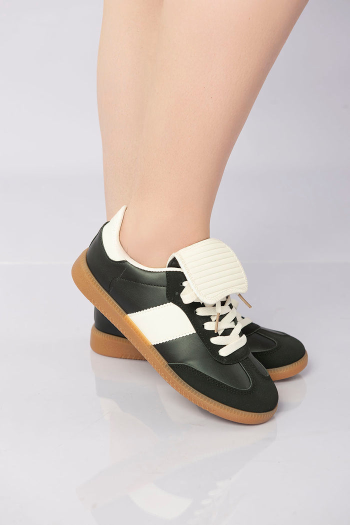 Bree Urban Panel Sneaker - Black