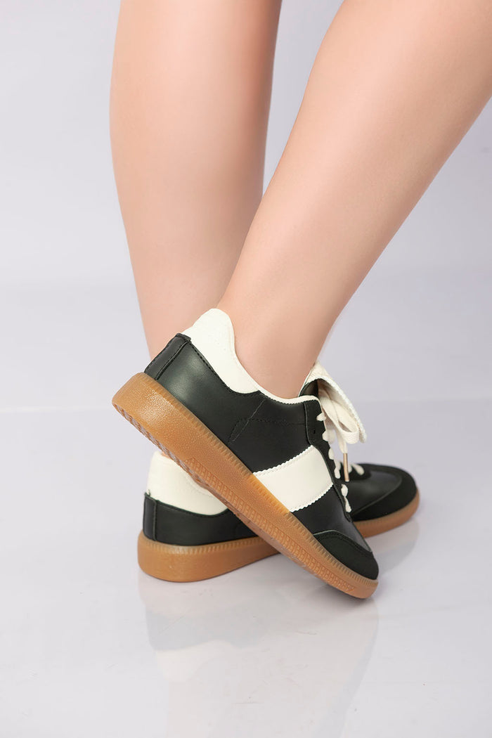 Bree Urban Panel Sneaker - Black