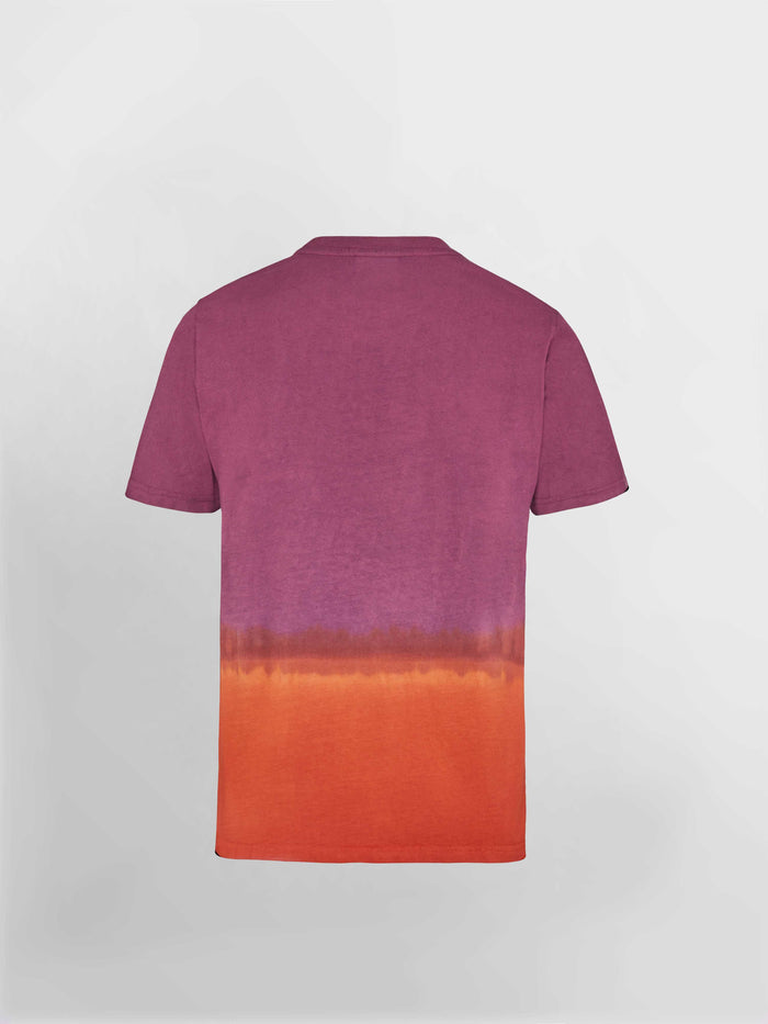 Bricktown World T-shirts Sizing Guide