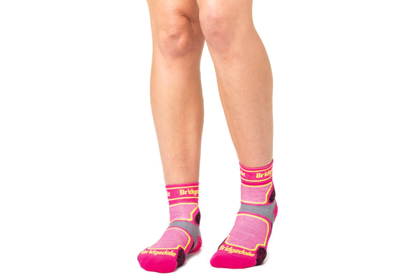 Bridgedale Women's Ultra Light T2 Coolmax Sport 3/4 Crew