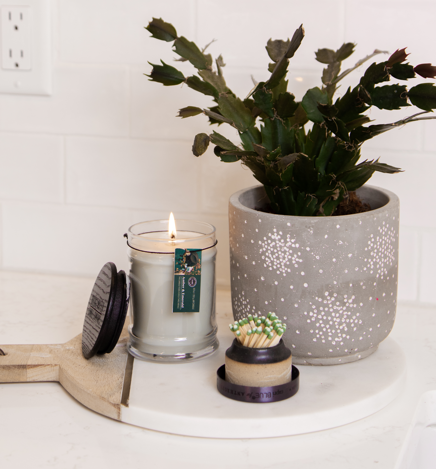 Bridgewater Candle Company Amber & Emerald 8oz Jar Candle