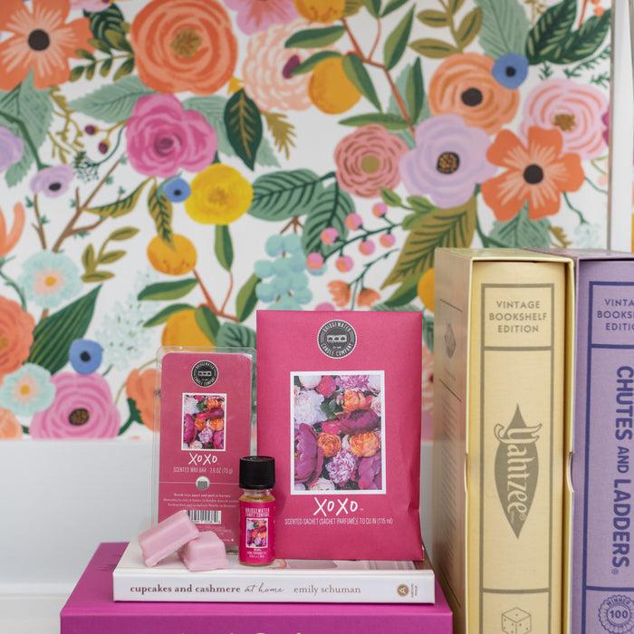 Bridgewater Candle Company XOXO Flameless Bundle