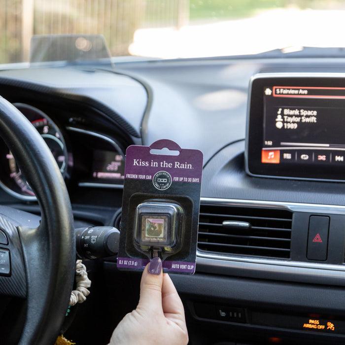 Bridgewater Candle Company Kiss In The Rain Auto Vent Clip