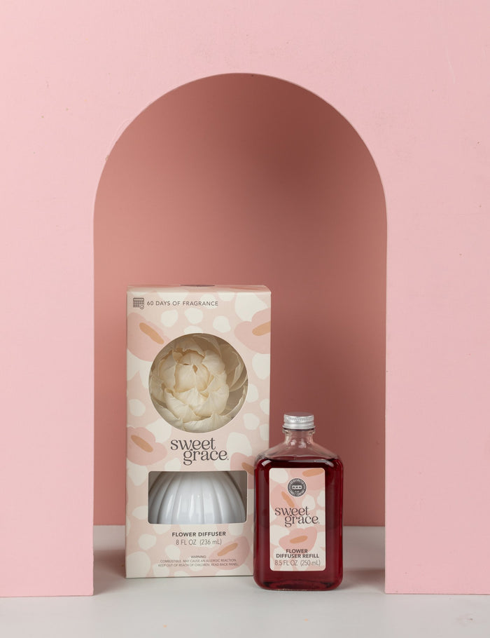 Bridgewater Candle Company Sweet Grace Flower Diffuser & Refill Bundle
