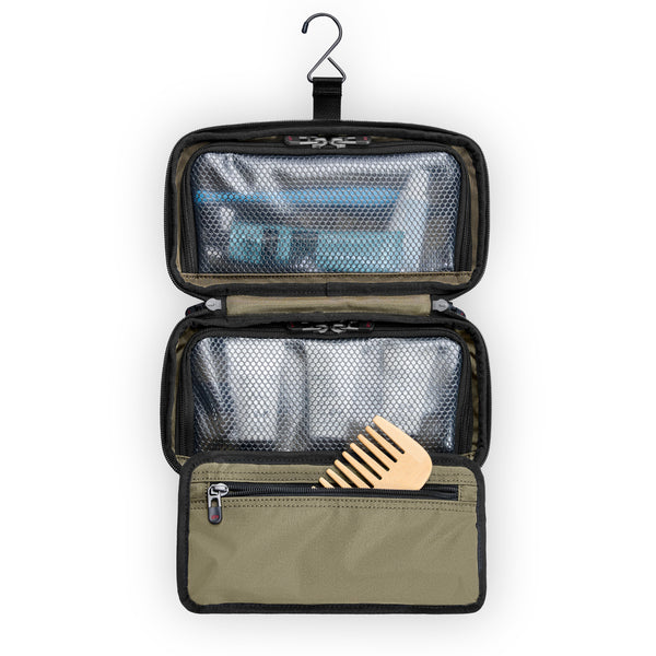 Briggs & Riley Hanging Toiletry Kit