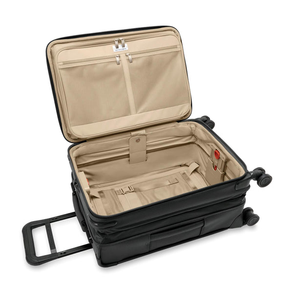 briggs & Riley Essential 22" Carry-On Expandable Spinner