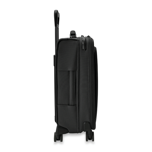 briggs & Riley Essential 22" Carry-On Expandable Spinner
