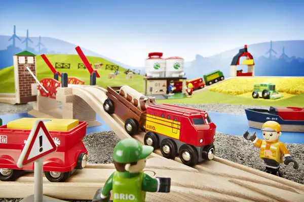 Brio BRIO World Lifting Bridge