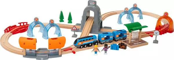 Brio BRIO World Train Set Action Tunnel Travel Set