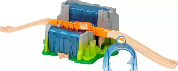 brio BRIO World Train Set Waterfall Tunnel