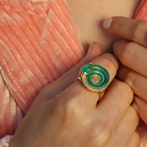 brooke Gregson Emerald Diamond Enamel Snake Ring