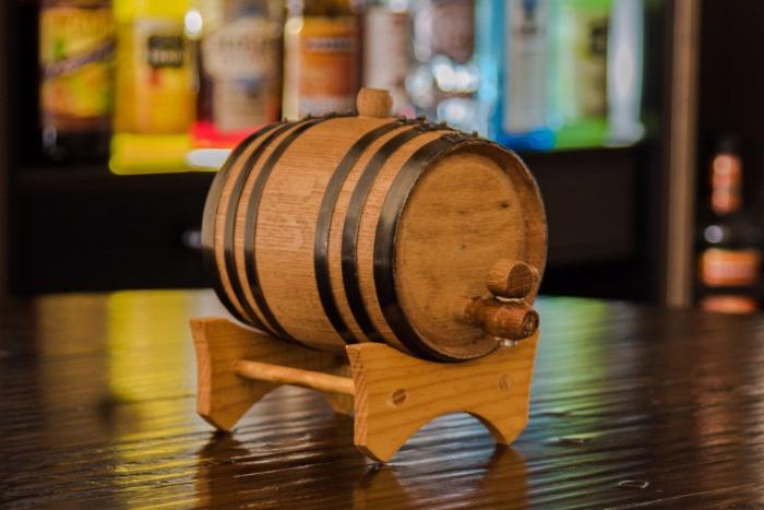 Brookstone American Oak Whiskey Aging Barrel By The Whiskey Ball