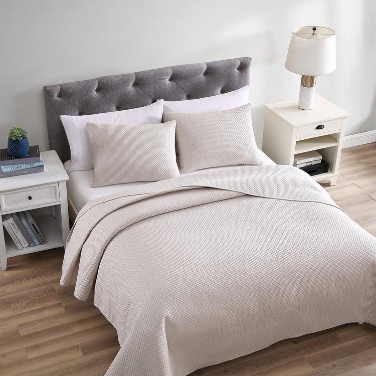 brookstone Aspen 3 Piece Quilt Set