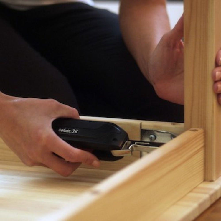 Brookstone Kelvin 36 - The Ultimate Urban Multitool