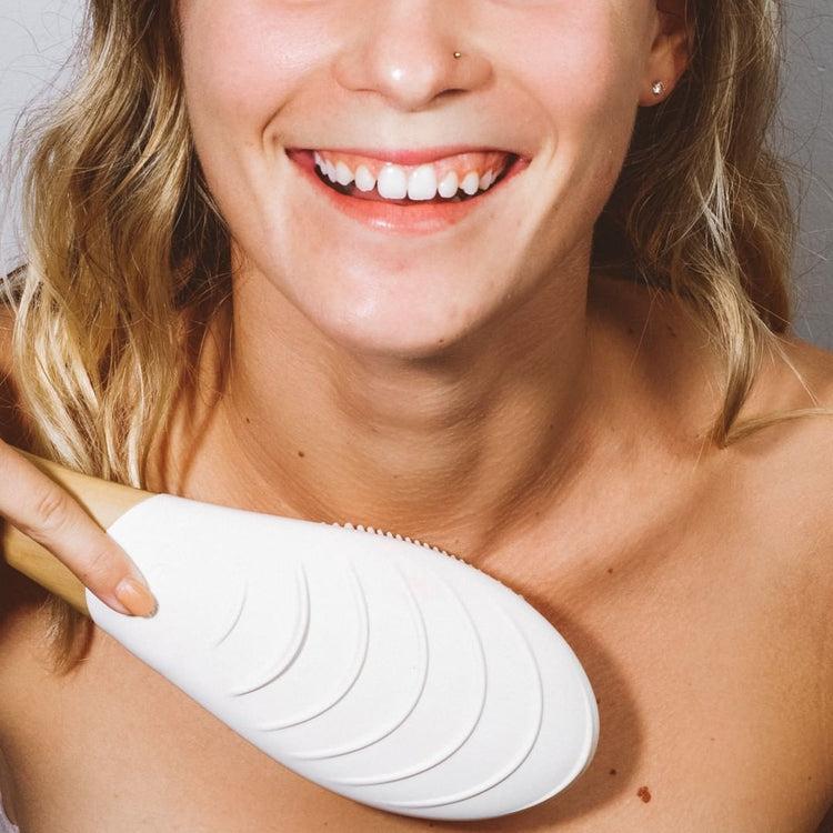 Brookstone Opus Body Body Brush