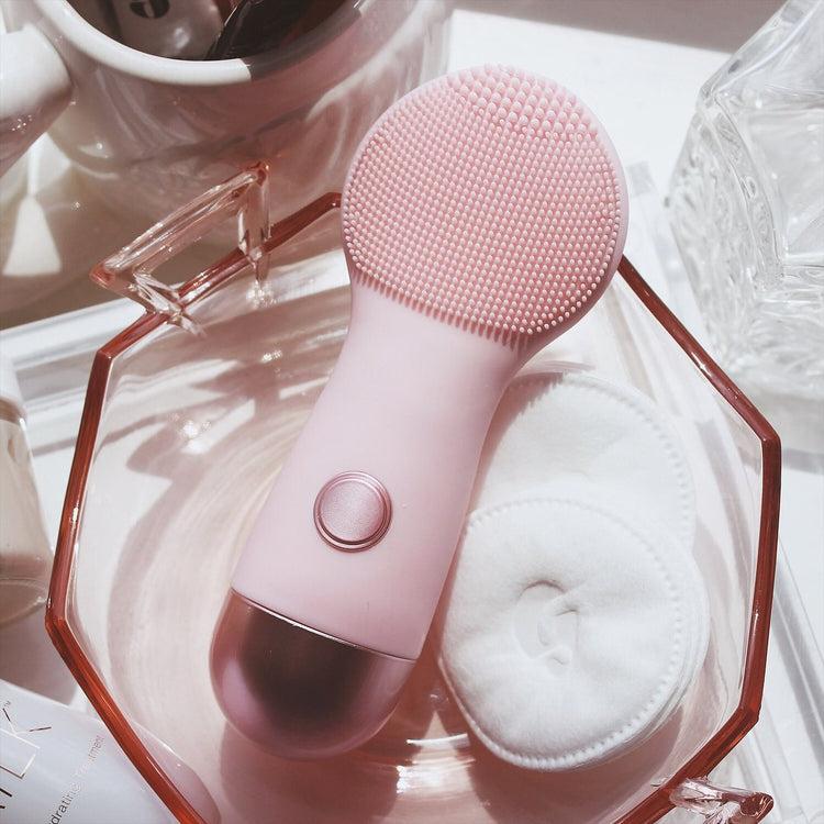 brookstone OPUS LUXE