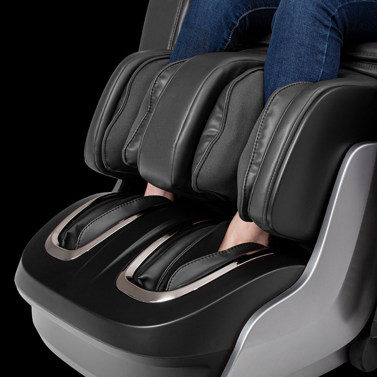 Brookstone Osaki Theramedic 4D LT Massage Chair