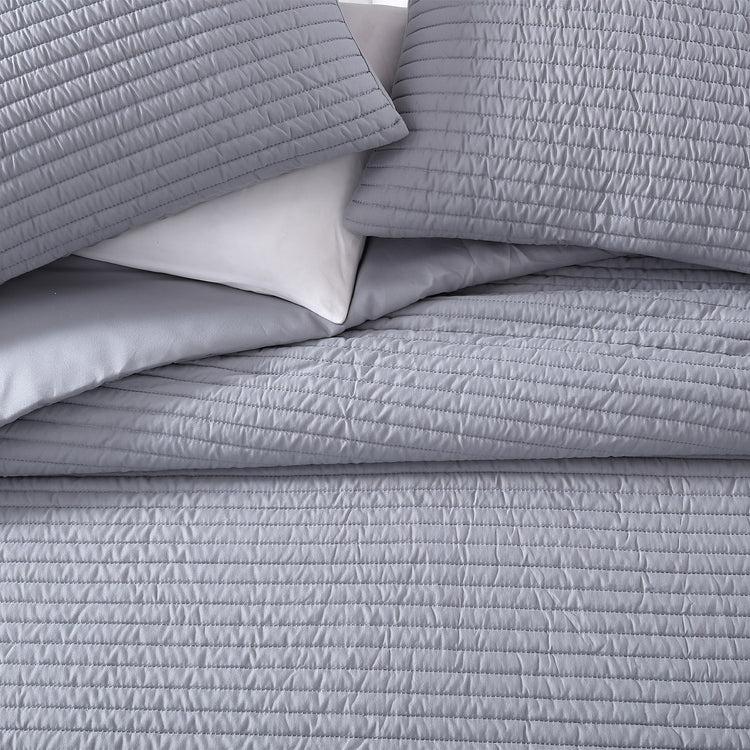 Brookstone Palm 3 Piece Comforter Set