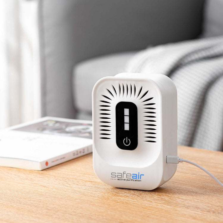 Brookstone SafeAir Mini Air Purifier