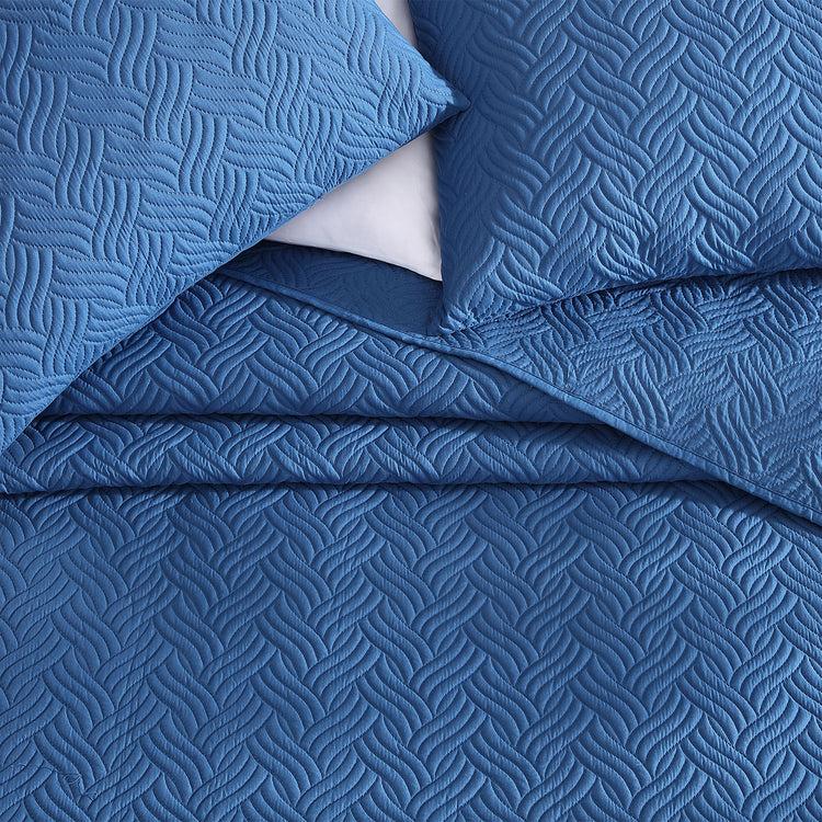 Brookstone Willow 3 Piece Quilt Set