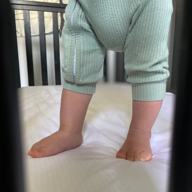 Brookstone CleanBamboo® Signature Sateen Crib & Toddler Fitted Sheet By Ettitude