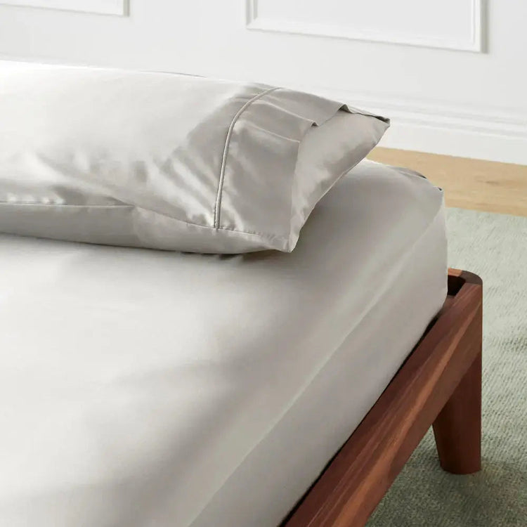 brookstone CleanBamboo® Signature Sateen Fitted Sheet by ettitude