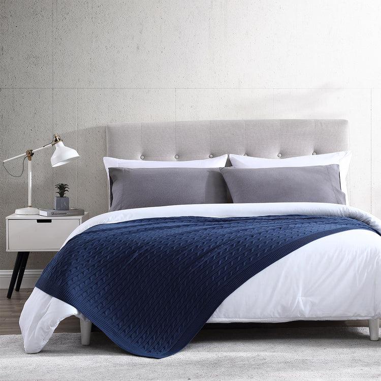 Brookstone Oak 100% Cotton Cable Knitted 50" X 70" Throw