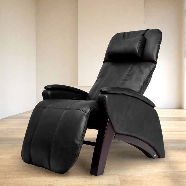 brookstone Osaki Sonno XT-1 GravZero Massage Recliner