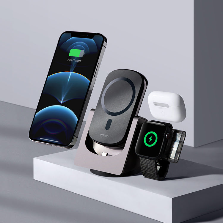 brookstone PITAKA Multi-Device Wireless Charging Station with MagSafe Power Bank