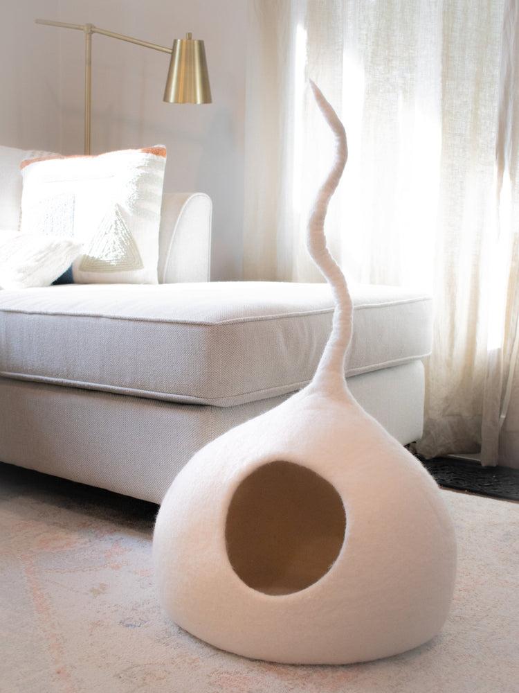 Brookstone Snow White | Tail Style Cave By Fuzzy Cove