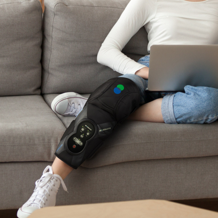 brookstone XPRESS Knee Compression and Heat by REATHLETE