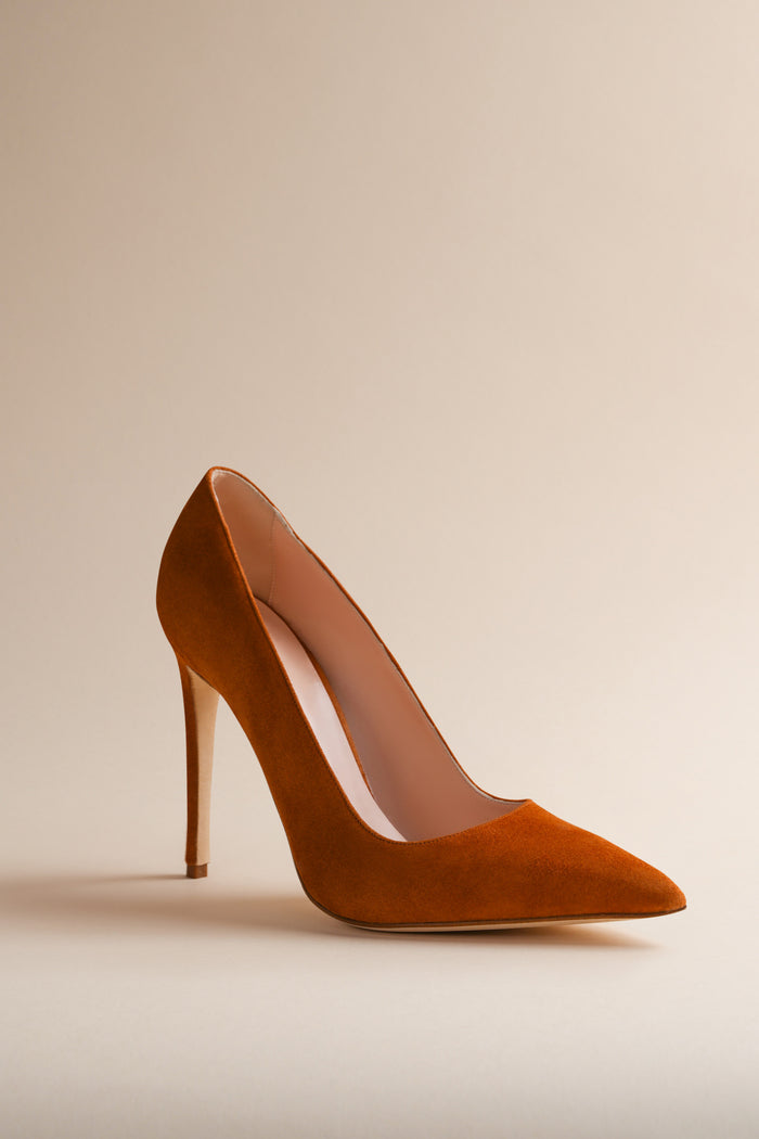 brother vellies Nude Pump in Maya