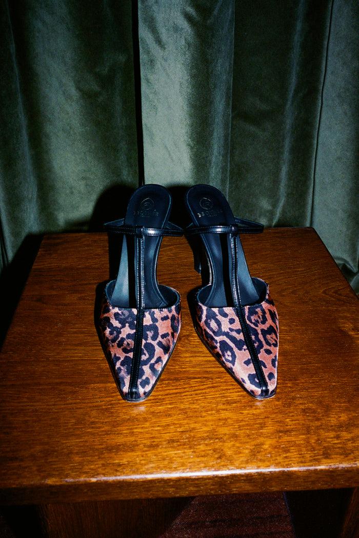 brother vellies Olivia Pump in Leopard