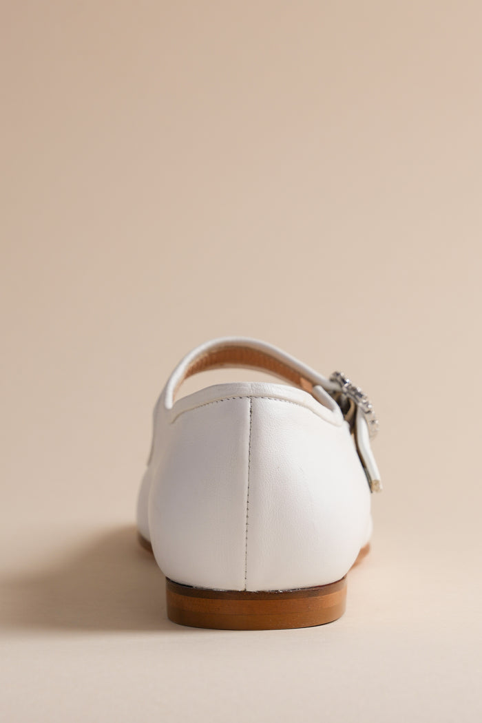 Brother Vellies Picnic Shoe In Dove