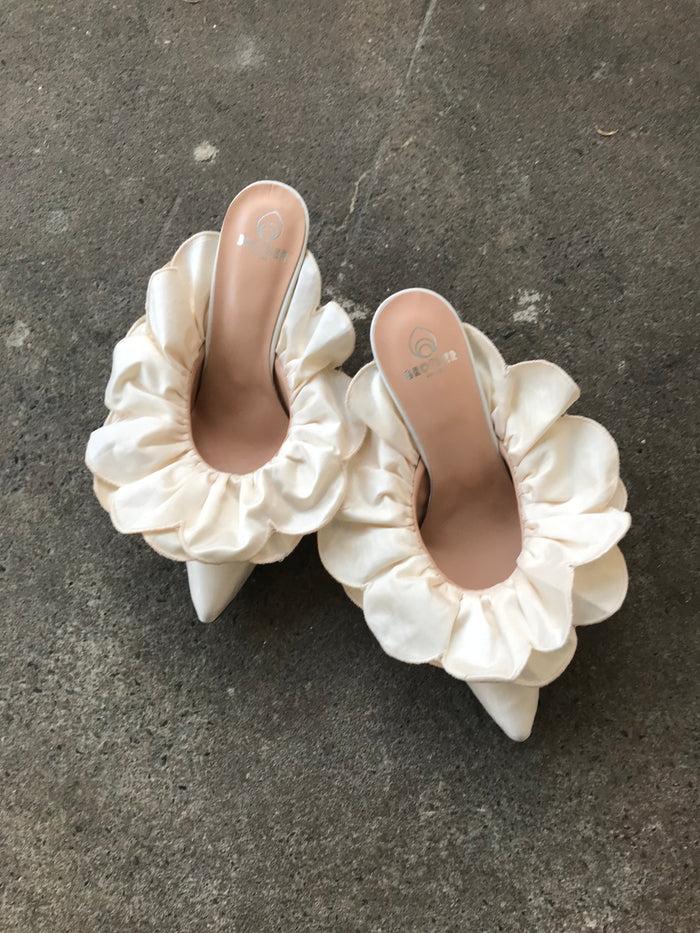 Brother Vellies Stell Mule In Ivory
