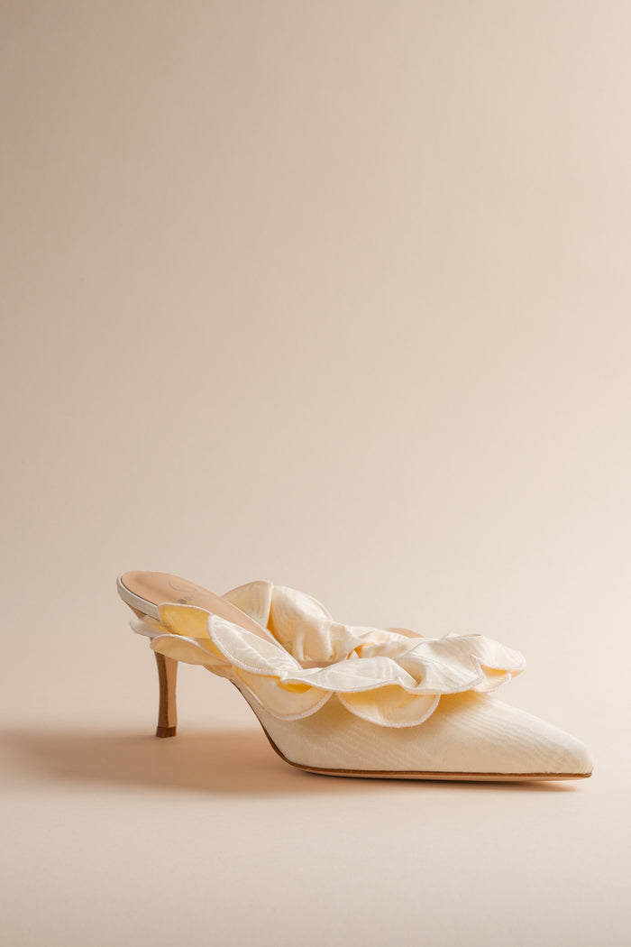 brother vellies Stell Mule in Ivory