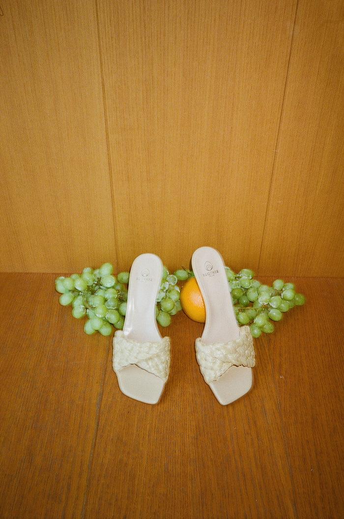 Brother Vellies Tuesday Mule In Raffia