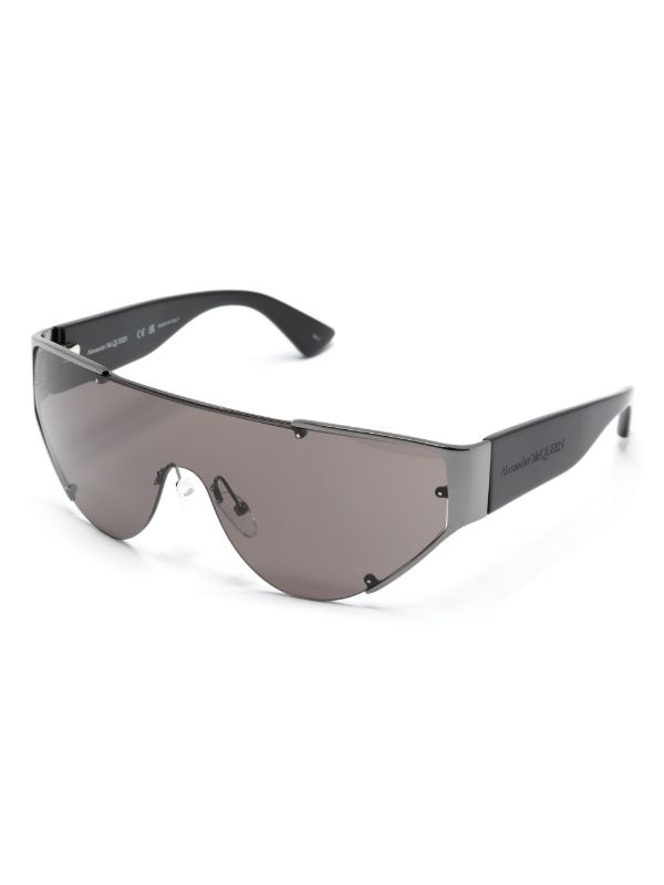 Browns Alexander McQueen Eyewear Black The Grip Shield-Frame Sunglasses | Browns Sunglasses
