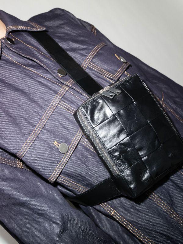 Browns Bottega Veneta Black Cassette Mini Intreccio Leather Crossbody Bag | Browns Messenger Bags