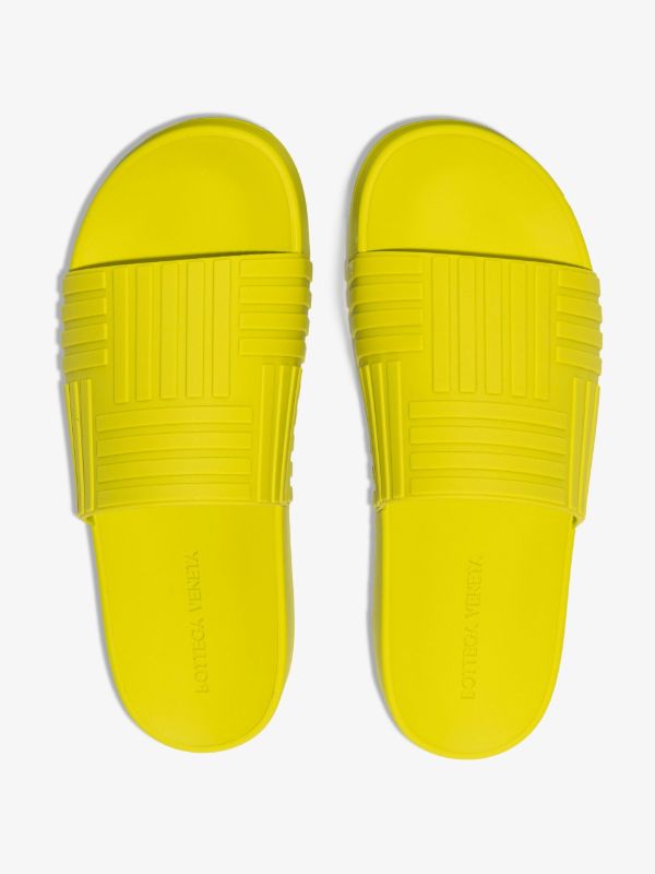 Browns Bottega Veneta Green Embossed Rubber Slides | Browns Sandals