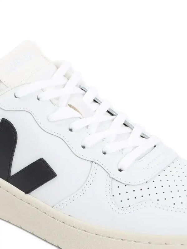Browns VEJA V-10 Sneakers | Browns Low-Tops