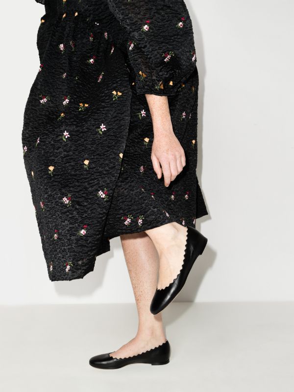 Browns Chloé Black Lauren Scalloped Leather Pumps | Browns Ballerina Shoes