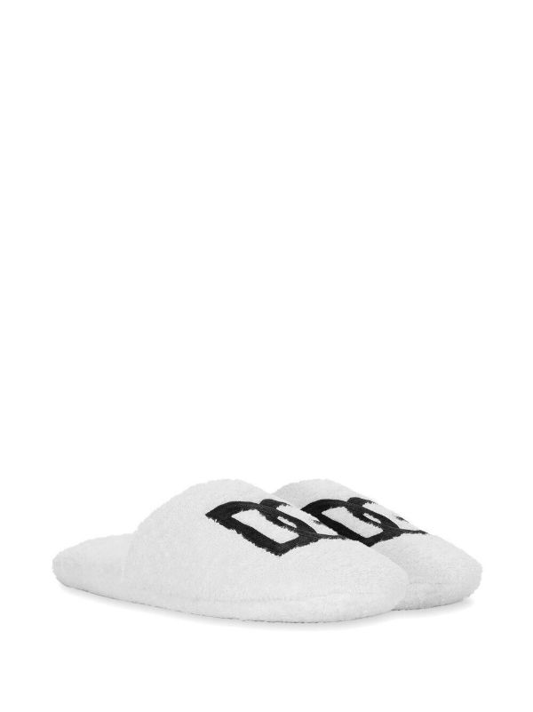 Browns Dolce & Gabbana White Interlocking DG Logo Slippers | Browns Flip Flops & Slides