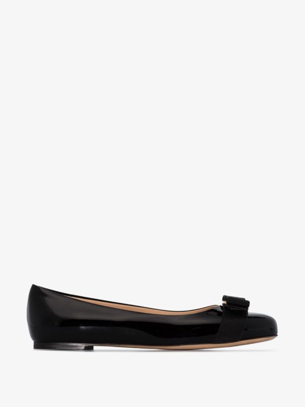 browns Ferragamo black Varina patent leather ballet flats | Browns Ballerina Shoes