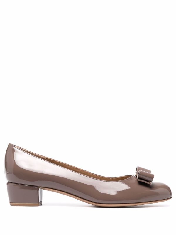 browns Ferragamo brown bow detail block heel pumps | Browns Pumps