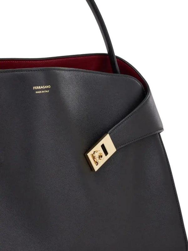 Browns Ferragamo Medium Hug Shoulder Bag | Browns Shoulder Bags