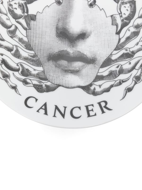 Browns Fornasetti Tema E Variazioni N.351 Wall Plate (25cm) | Browns Decorative Trays & Plates