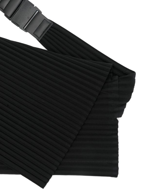 Browns Homme Plissé Issey Miyake Overlap Shoulder Bag | Browns Shoulder Bags