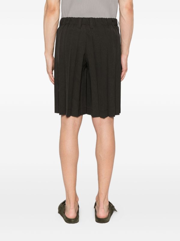 Browns Homme Plissé Issey Miyake Pleated Shorts | Browns Bermuda Shorts